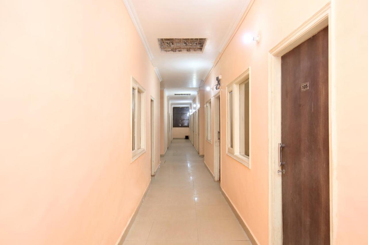 Oyo 24423 Hotel Royal Sohana Bagian luar foto